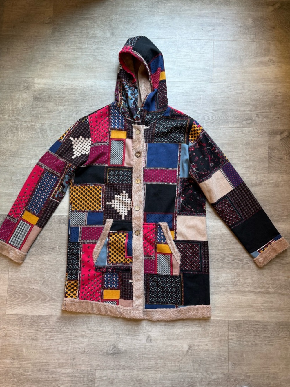 NWOT Cellabie Patchwork Print Hooded Jacket Fuzzy Fleece Lined Size L